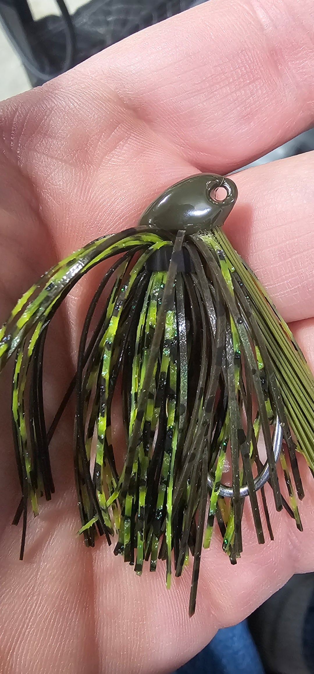 Camo Brush Jig